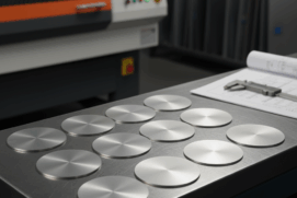 【加工事例】売上1千億超の企業様からSOS！「これがないと機械が出荷できない」を当日特急レーザー切断で解決